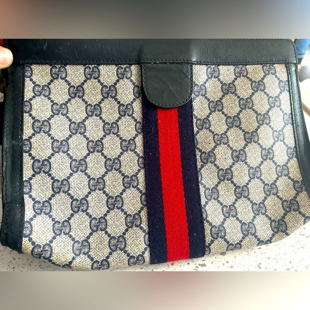 GUCCI GG Supreme Sherry Line Clutch Bag PVC Navy Red with Velcro closure- COA